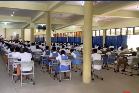 Over 300,000 Students Vie for Limited Elite School Places