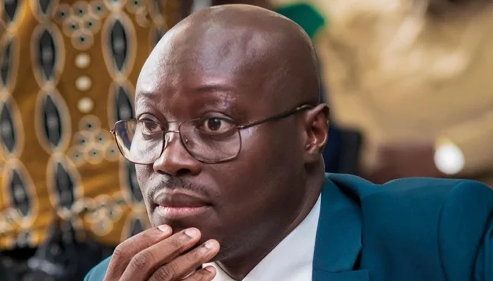 Economist challenges Ghana's 15 month import cover target