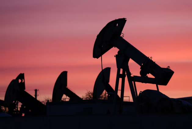 Oil prices hold above 87 dollars as US Iran deal hopes fade
