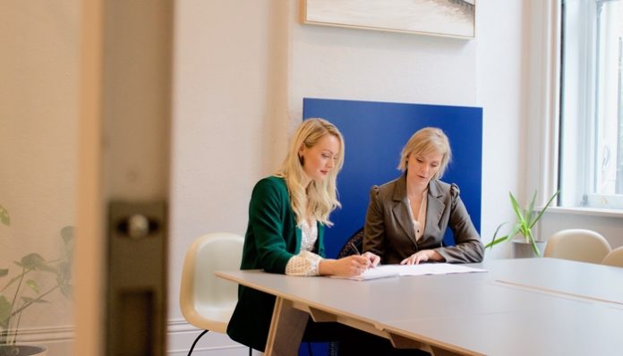 Overtime work reduces productivity and harms health